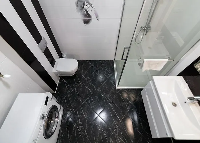 Leogrand On B Khmelnytskogo 27a Daire *