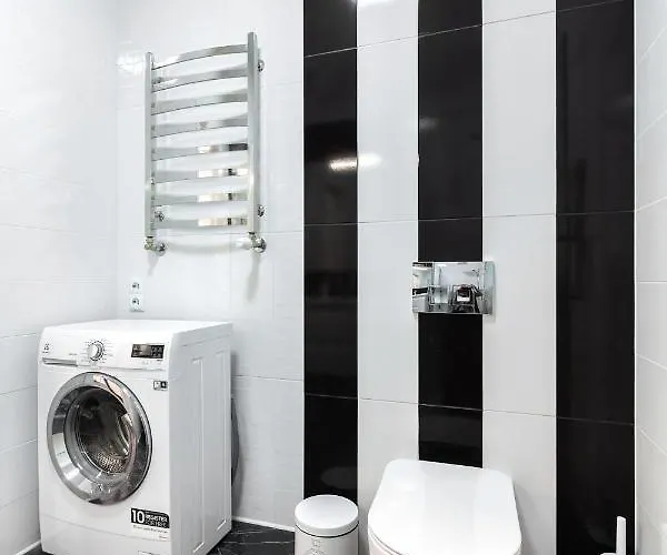 Leogrand On B Khmelnytskogo 27a شقة