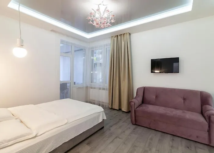 Leogrand On B Khmelnytskogo 27a